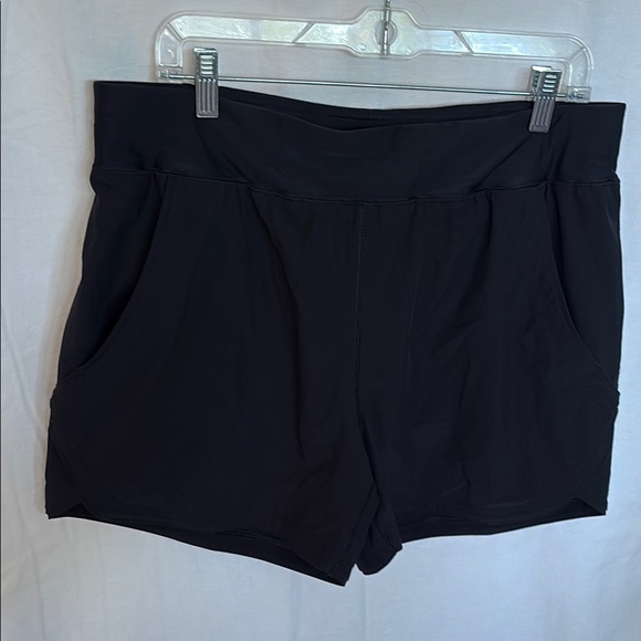 Lands' End Pants - Lands’ End Women's Black Sport Shorts